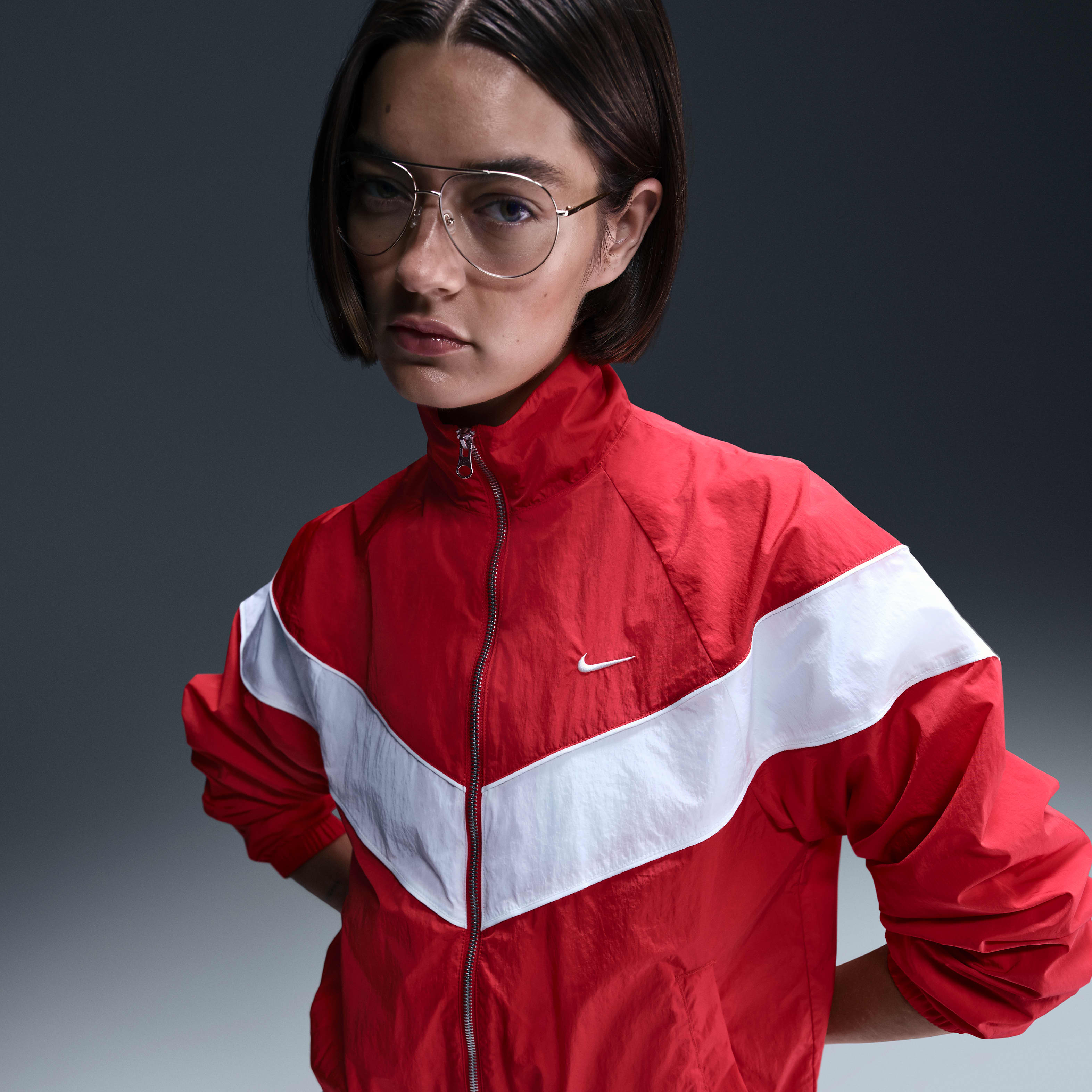 Nike Windrunner Women's Loose UV Woven Full-Zip Jacket